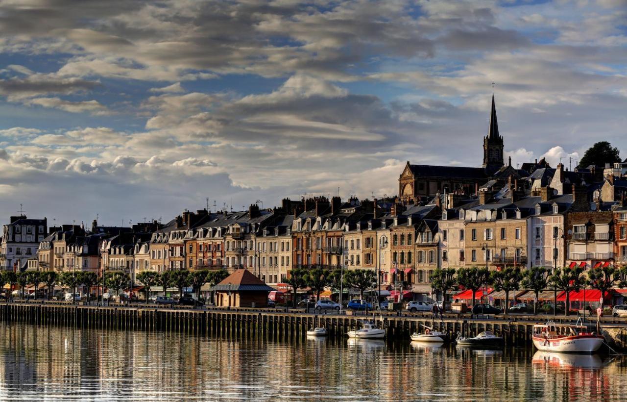Trouville Sur Mer Vue Sur La Touque מראה חיצוני תמונה